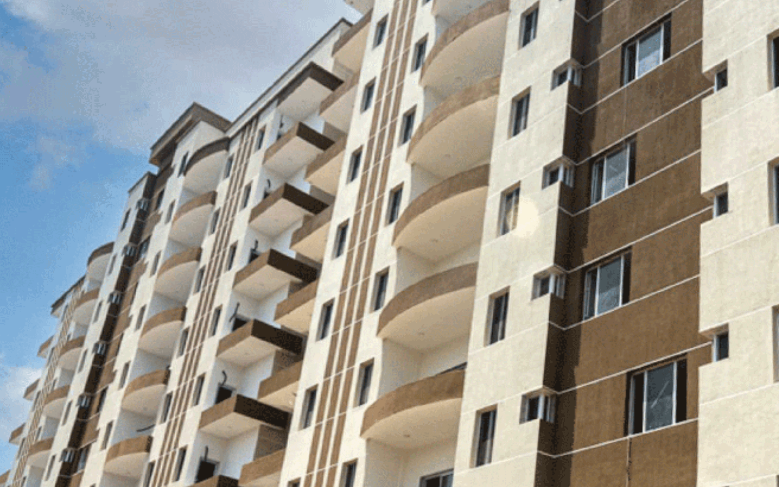 Arkland Lapaz, Victoria Island
