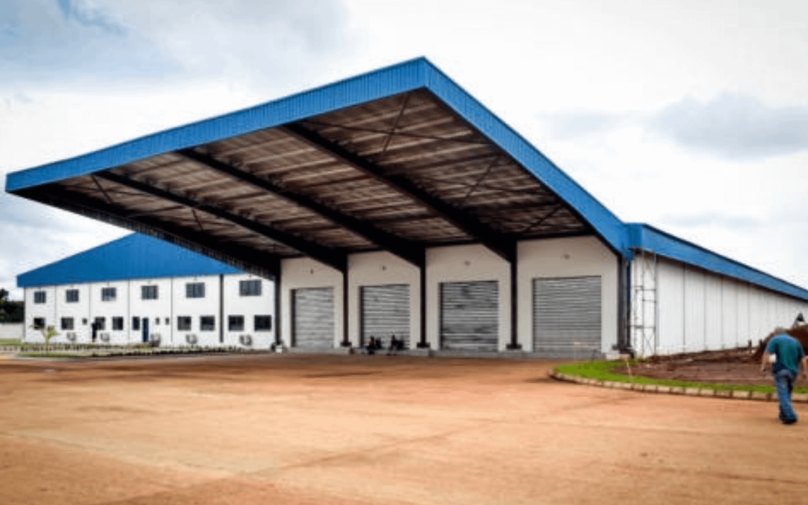 Topwide Warehouse, Sagamu